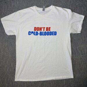 Discovery Shark Week Red Cross T-Shirt Size Large Dont Be Cold Blooded American